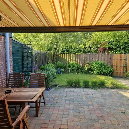 Happy House By Interhome Нордвейкерхаут